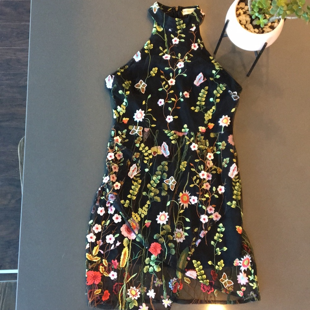 Black Floral Embroidered Promesa Dress